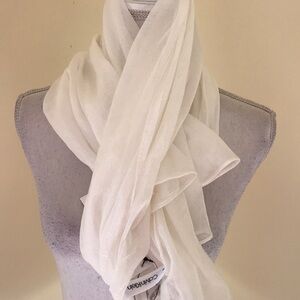 NWT! CALVIN KLEIN off white with shine scarf